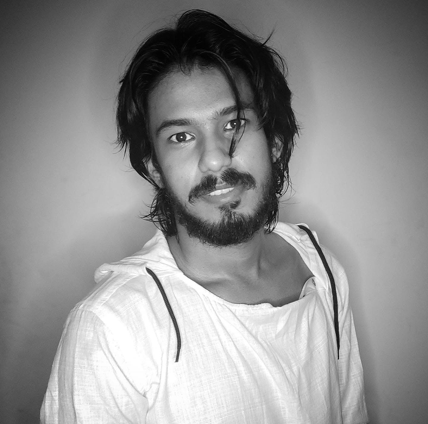 Rik Amrit — Archival Photograph Frame 03